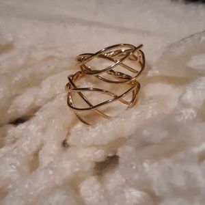 Gold twisted strand earrings